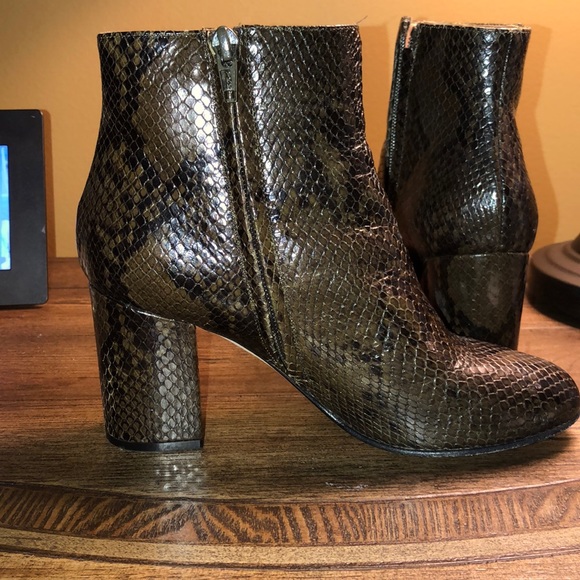 Club Monaco Bootie - Picture 2 of 4